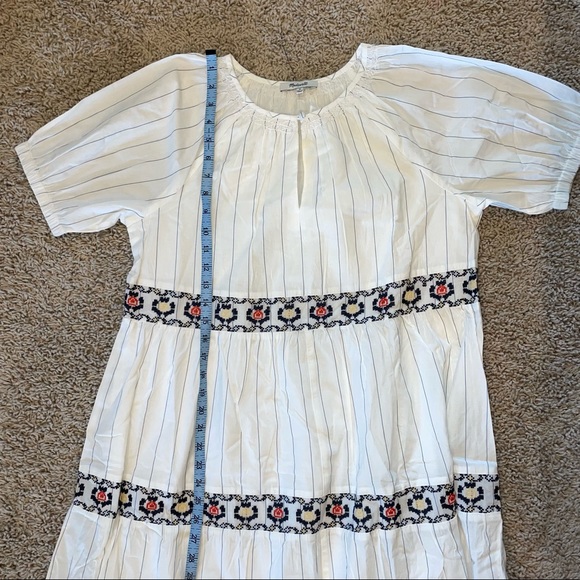 Madewell Embroidered Keyhole Tiered Midi Dress in Stripe Size Medium - Picture 7 of 12